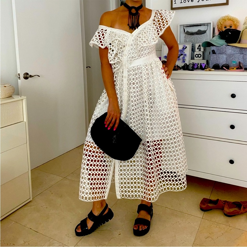 SELF-PORTRAIT ONE SHOULDER GUIPURE-LACE RUNWAY MIDI DRESS